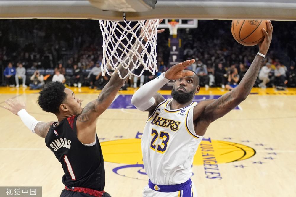 犀利的反手 犀利的反手